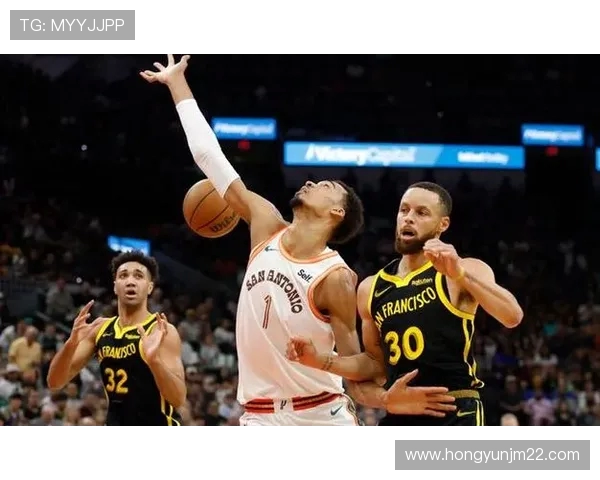 东契奇狂砍73分刷新现役最高分独行侠力克太阳终结其11连胜 东契奇狂砍73分刷新现役最高分独行侠力克太阳终结其11连胜