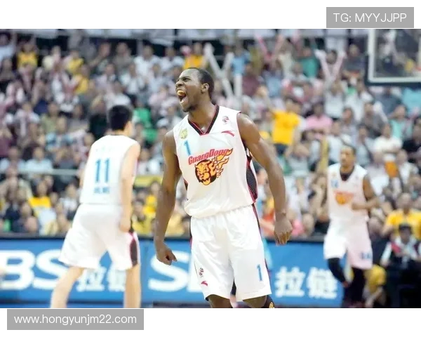 哈德森的传奇旅程探索他在篮球历史上的辉煌成就与影响力