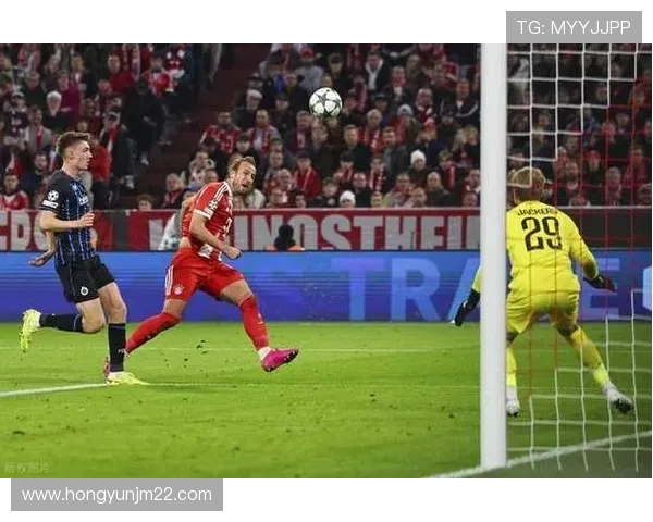 莱万重返德甲赛场引发拜仁球迷愤怒指责其忘恩负义情绪高涨